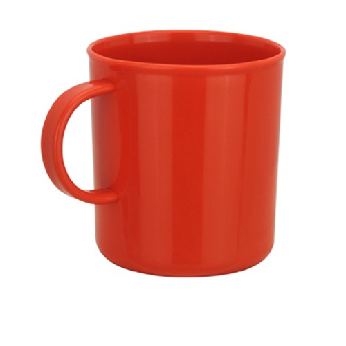 Plastic mugs 